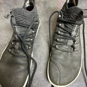Vivobarefoot Magna boots for firm ground, size 9 women's